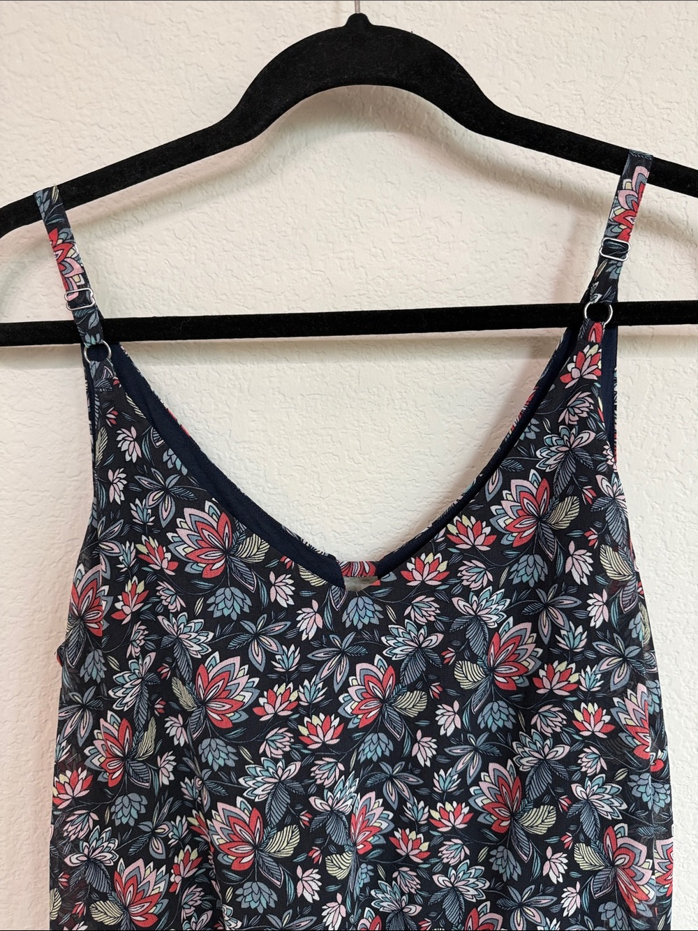 CAbi Navy Top and skirt set with White Label and Red Accent - Picture 8 of 13